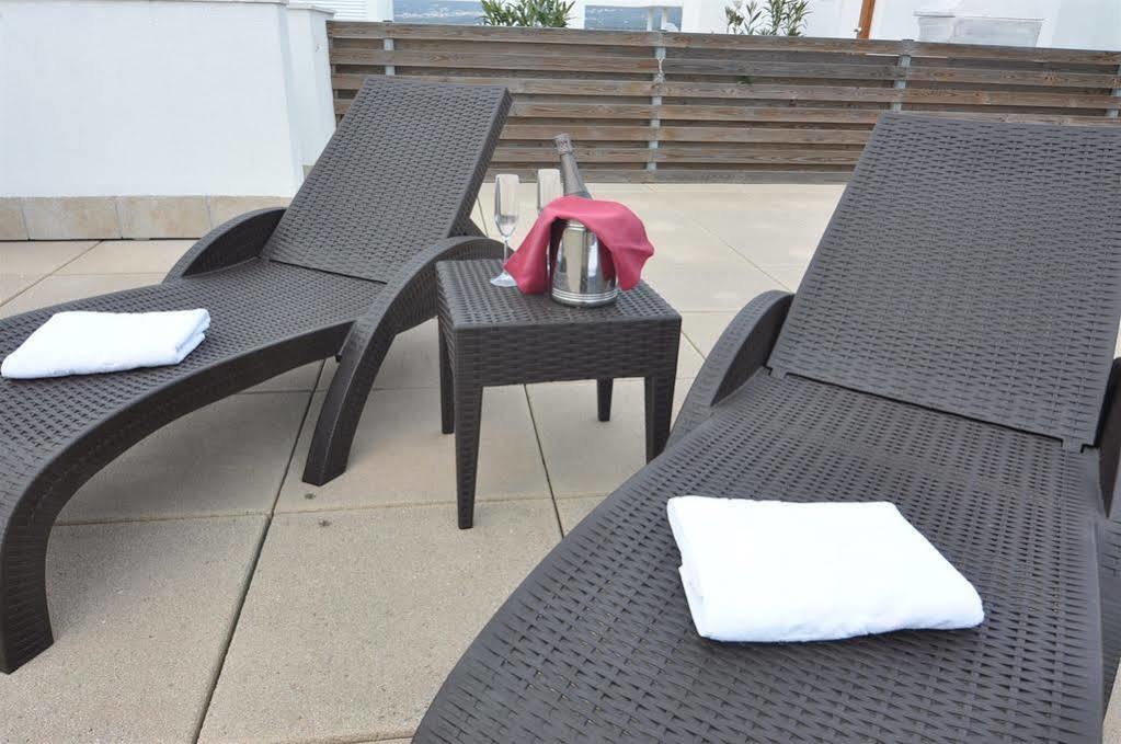 Rnet - 206 Apartments Roses Porto Mar Luaran gambar